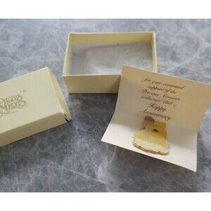 Vintage Precious Moments 5 year anniversary pin